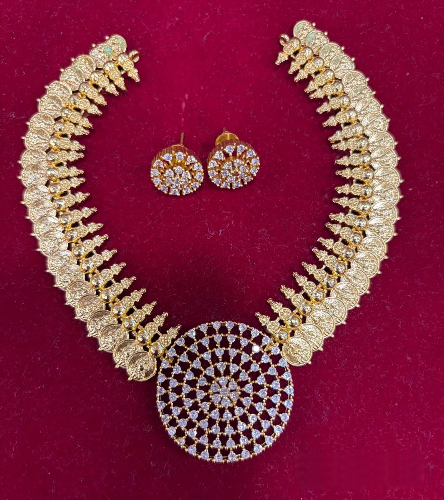 Kemp Coin Necklace Set
