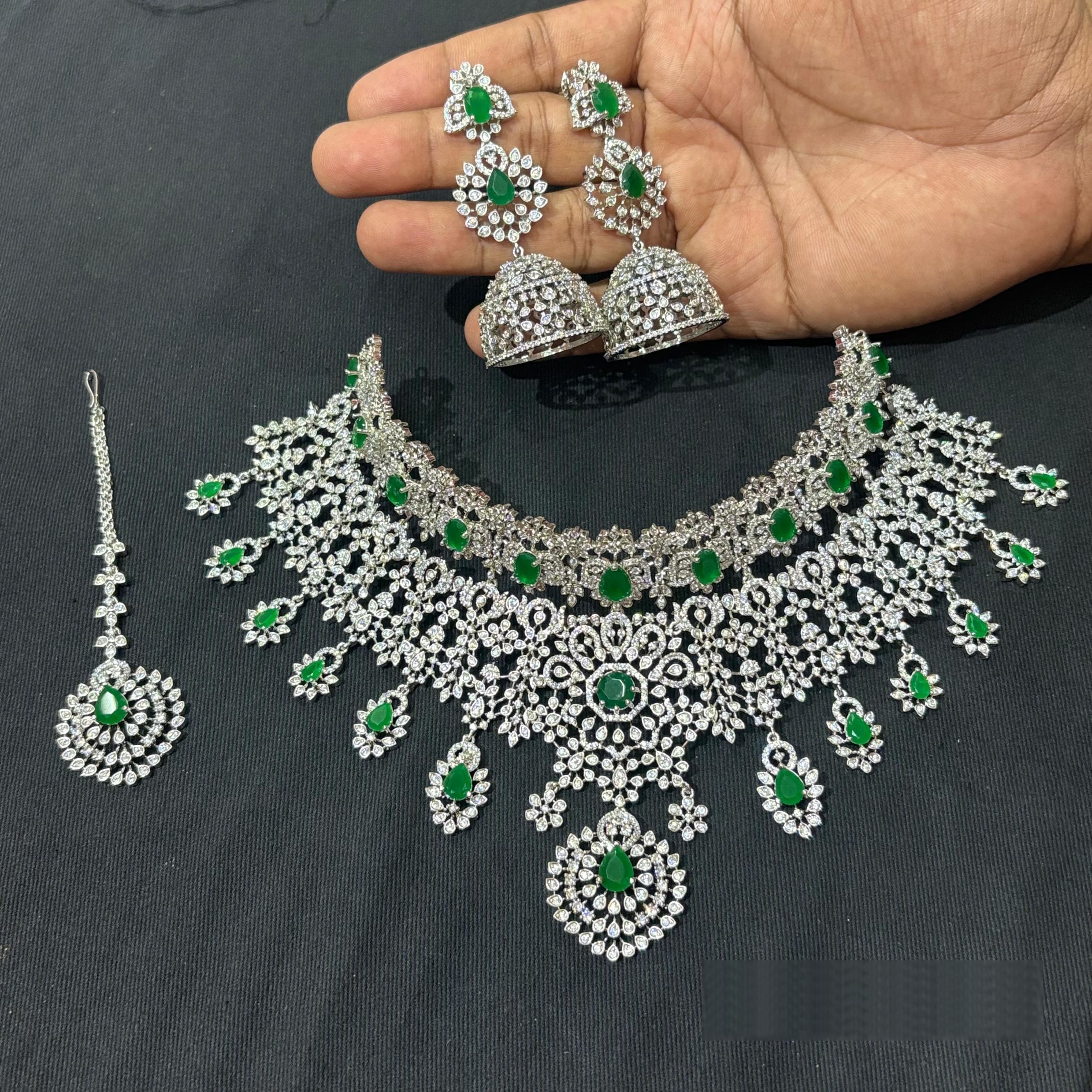Emerald Diamond Choker Set